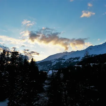 Apartment In Crans Montana Town Centre Mountain View Buitenkant foto